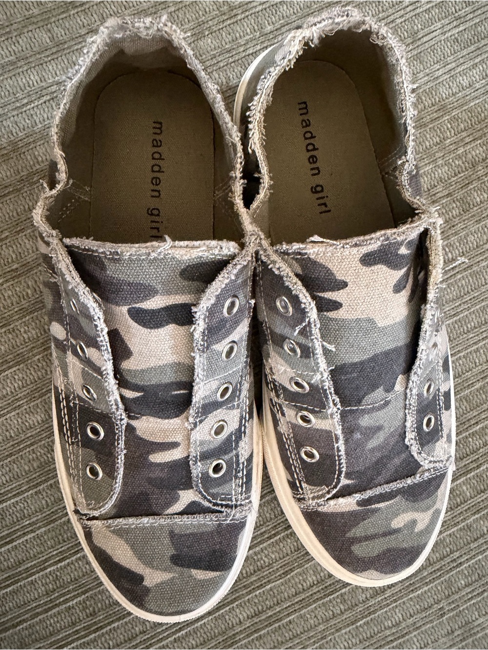 Madden Girl Camo Slip-On Sneakers - Picture 4 of 5